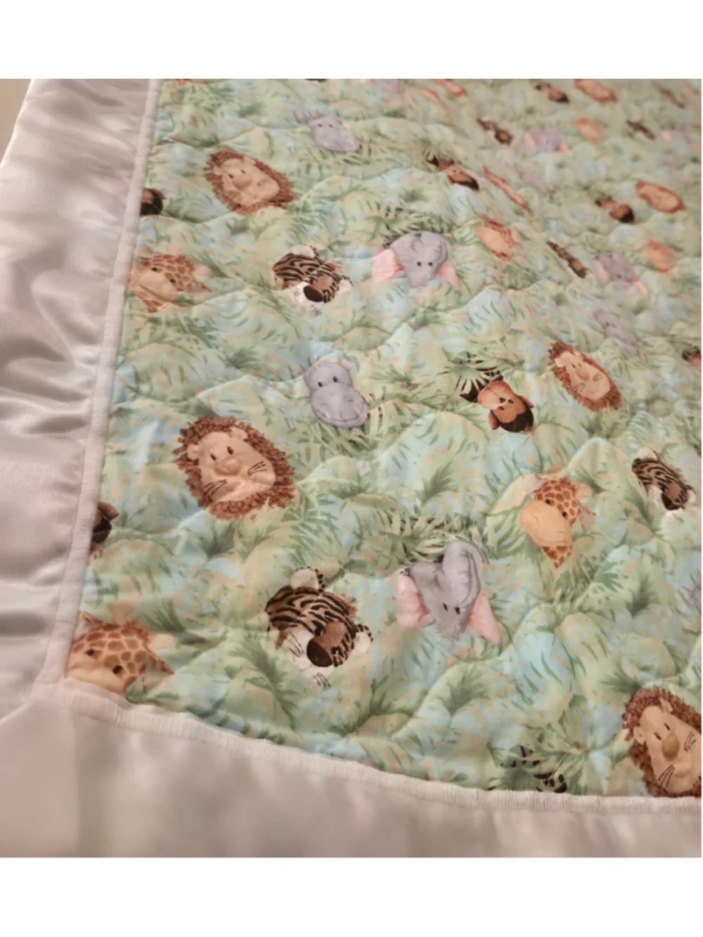 Handmade Baby Quilt Safari Jungle Animals Giraffe Elephant Lion Satin